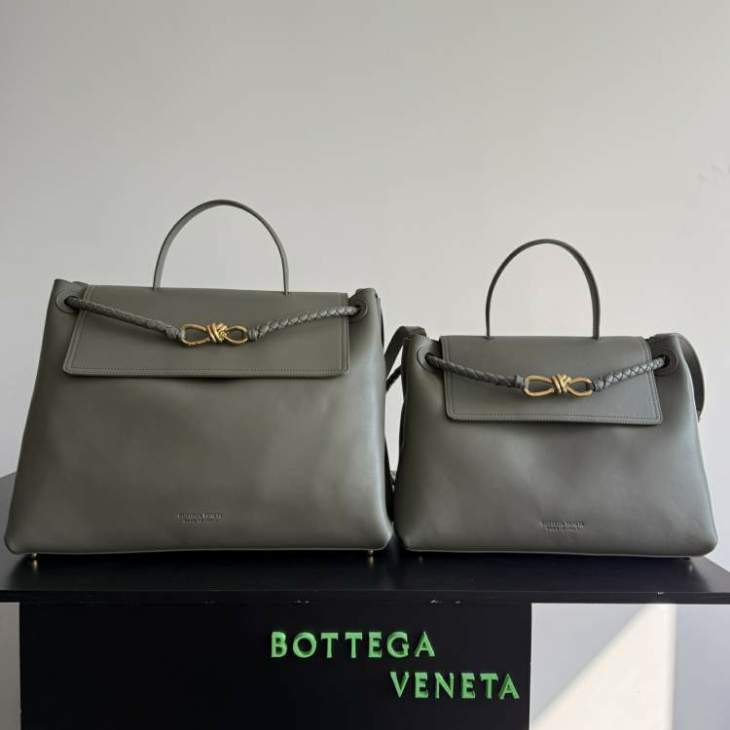 Picture of Bottega Veneta Handbags _SKUfw229776896fw